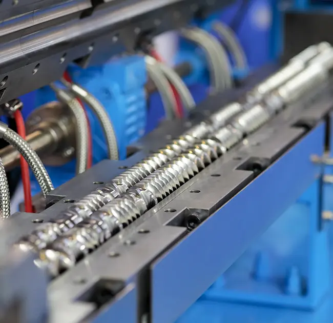 টুইন-স্ক্ৰু ফেন গ্ৰেনুলেটৰৰ কাম প্ৰক্ৰিয়া আৰু কাৰ্য্যৰ সাৱধানতা